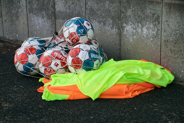 小彩娃21分6发获MVP欧冠土耳其费内巴切零封本菲卡技术统计