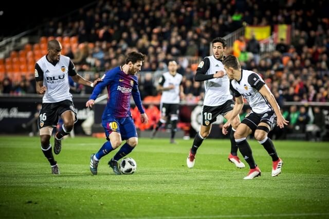 米兰跟迈尼昂续约已达成口头协议，续约2年加一年选择权