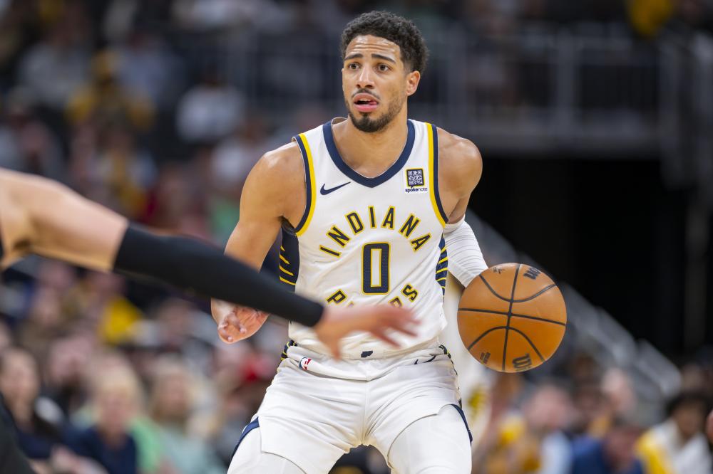 李霄鹏：明天就是拼，赢下最后一个主场比赛